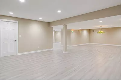 136 Circle Ridge Drive, Burr Ridge, IL 60527 - Photo 51