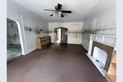 7015 S Paxton Avenue #101, Chicago, IL 60649 - Photo 3
