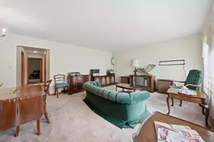 1944 Gardner Rd, Westchester, IL 60154 - Photo 5
