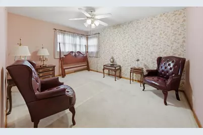 1944 Gardner Road, Westchester, IL 60154 - Photo 13