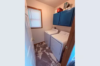 1536 Moluf Street, Dekalb, IL 60115 - Photo 7