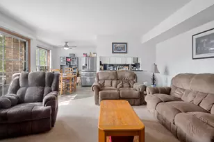 9227 Dexter Ct, Orland Park, IL 60462 - Photo 3