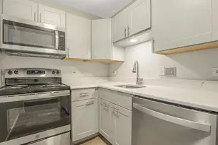 440 N McClurg Ct, Chicago, IL 60611 - Photo 7