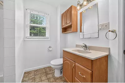 615 N 14th Street, Dekalb, IL 60115 - Photo 17