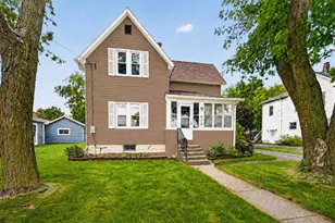 615 N 14th St, Dekalb, IL 60115 - Photo 1