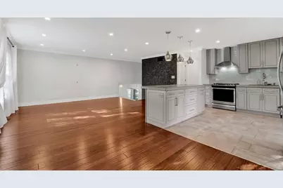 2627 N Ridge Avenue, Arlington Heights, IL 60004 - Photo 5