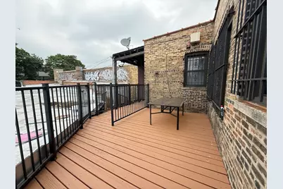 1524 W Jarvis Avenue #2B, Chicago, IL 60626 - Photo 15