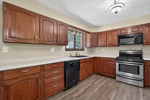 802 Adams St, Ottawa, IL 61350 - Photo 15