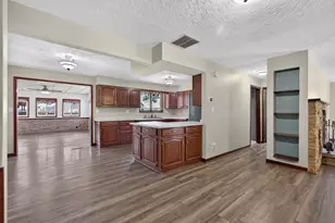 802 Adams St, Ottawa, IL 61350 - Photo 11