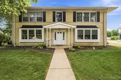 508 Anderson Boulevard #2, Geneva, IL 60134 - Photo 1