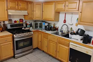 2515 W Atlantic Ave, Waukegan, IL 60085 - Photo 3