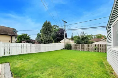 202 N Prospect Manor Avenue, Mount Prospect, IL 60056 - Photo 33