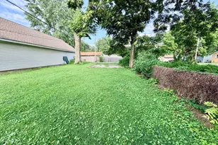 2180 S 17th St, Springfield, IL 62703 - Photo 9