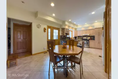 7940 N Oketo Avenue, Niles, IL 60714 - Photo 13