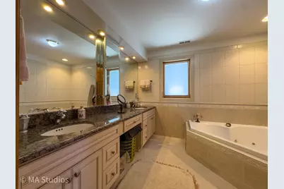 7940 N Oketo Avenue, Niles, IL 60714 - Photo 29