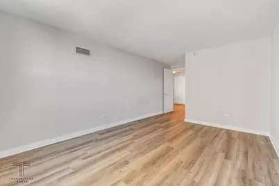 545 N Dearborn Street #2503, Chicago, IL 60654 - Photo 9