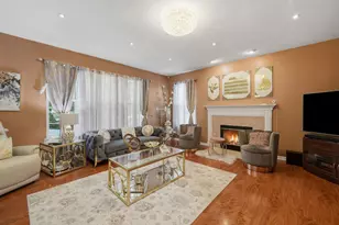 3 Claridge Ct, Bolingbrook, IL 60440 - Photo 7