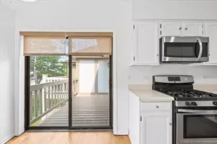 9155 Sutton Ct, Orland Park, IL 60462 - Photo 15