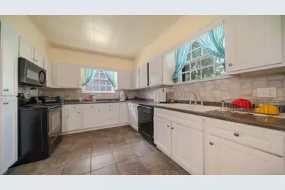 1218 Harlem Boulevard, Rockford, IL 61103 - Photo 23