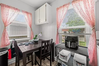815 20th Street, Rockford, IL 61104 - Photo 9