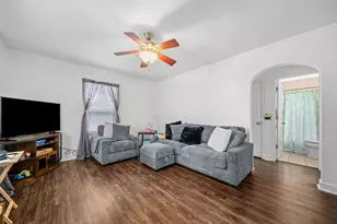815 20th St, Rockford, IL 61104 - Photo 5