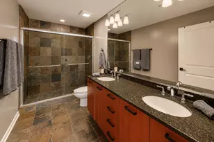 1225 W Morse Ave, Chicago, IL 60626 - Photo 17