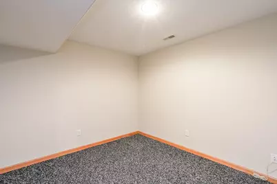 671 Diversatech Drive N, Manteno, IL 60950 - Photo 27