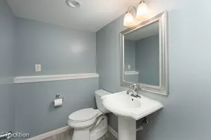 11S560 Whittington Ln, Naperville, IL 60564 - Photo 17