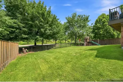 2416 McKenzie Court, Aurora, IL 60503 - Photo 25