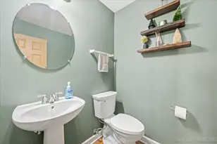 2416 McKenzie Ct, Aurora, IL 60503 - Photo 13