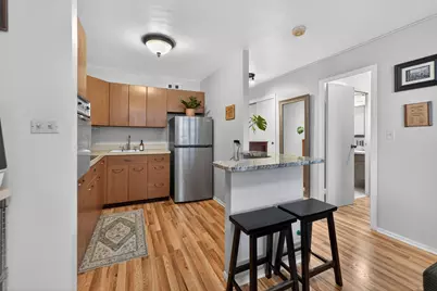 3550 N Lake Shore Drive #1925, Chicago, IL 60657 - Photo 9