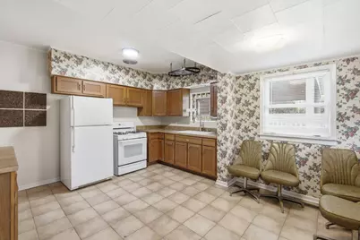 6240 N Avondale Avenue, Chicago, IL 60631 - Photo 17