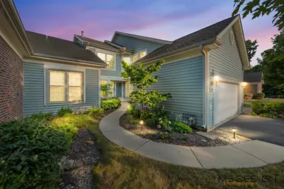233 Parktrail Court #233, Schaumburg, IL 60173 - Photo 1