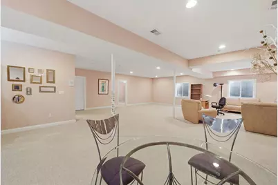 2272 Eastview Drive, Des Plaines, IL 60016 - Photo 31