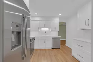 2515 E Olive Ave, Arlington Heights, IL 60004 - Photo 5
