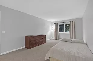 2515 E Olive Ave, Arlington Heights, IL 60004 - Photo 13