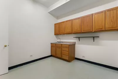 10004 S Kedzie Avenue, Evergreen Park, IL 60805 - Photo 11