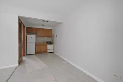 6250 W 64th Place #101, Chicago, IL 60638 - Photo 3