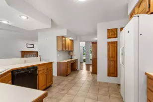2803 Woodhaven Dr, Champaign, IL 61822 - Photo 15
