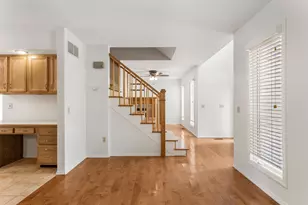 2803 Woodhaven Dr, Champaign, IL 61822 - Photo 11