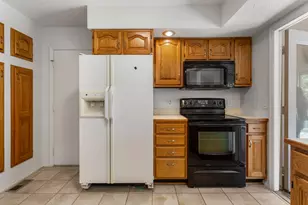 2803 Woodhaven Dr, Champaign, IL 61822 - Photo 17