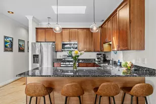 1109 W Belmont Ave, Chicago, IL 60657 - Photo 9