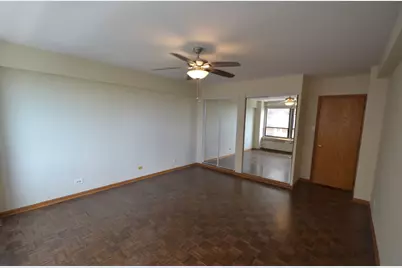 4180 N Marine Drive #605, Chicago, IL 60613 - Photo 9