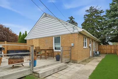 3231 W 99th Street, Evergreen Park, IL 60805 - Photo 19