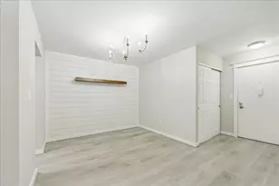 578 Somerset Ln, Crystal Lake, IL 60014 - Photo 17