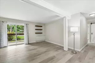 578 Somerset Ln, Crystal Lake, IL 60014 - Photo 5