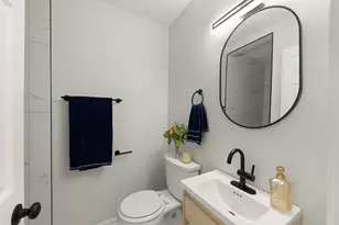 9039 S Jeffery Blvd, Chicago, IL 60617 - Photo 13