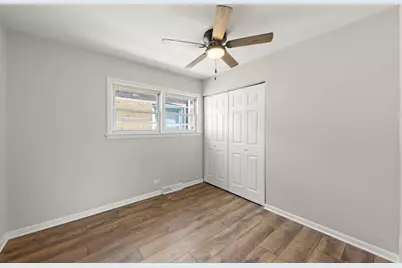 9039 S Jeffery Boulevard, Chicago, IL 60617 - Photo 19