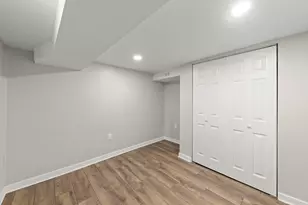 9039 S Jeffery Blvd, Chicago, IL 60617 - Photo 23