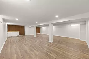 9039 S Jeffery Blvd, Chicago, IL 60617 - Photo 21